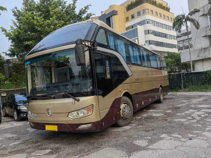 2015年2月 53座非營運(yùn)國四金旅6112氣囊車