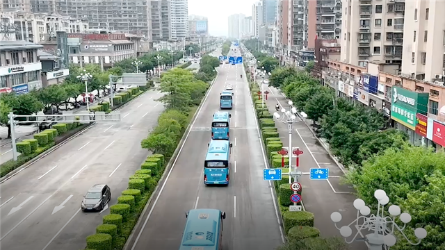 金龍客車&閩運集團護航八閩醫(yī)務工作者馳援榕城