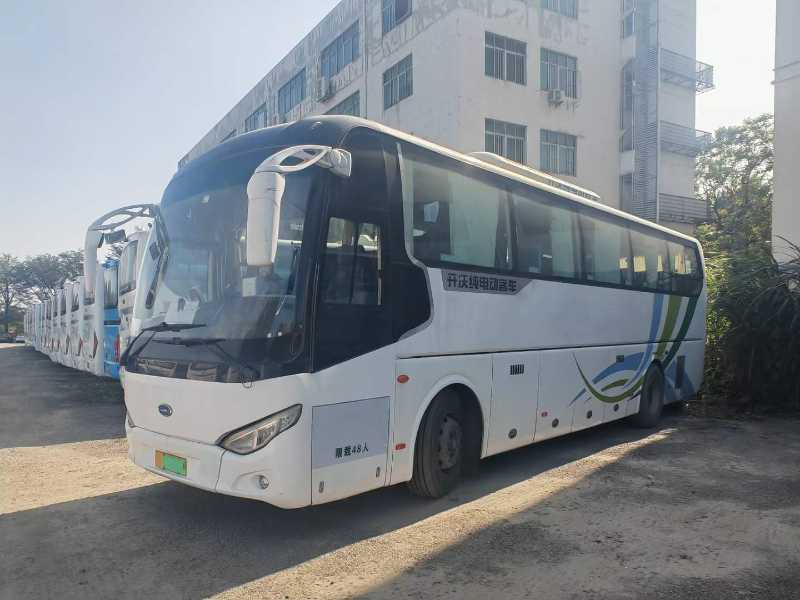  同款多臺48座非營運公里數(shù)少金龍開沃6117新能源大巴