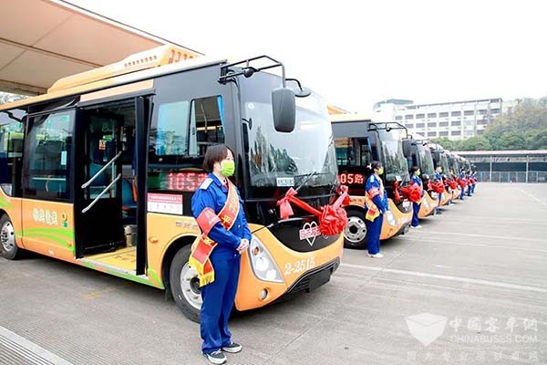 廣西申龍 恒達(dá)巴士 敬老愛老 公交專線