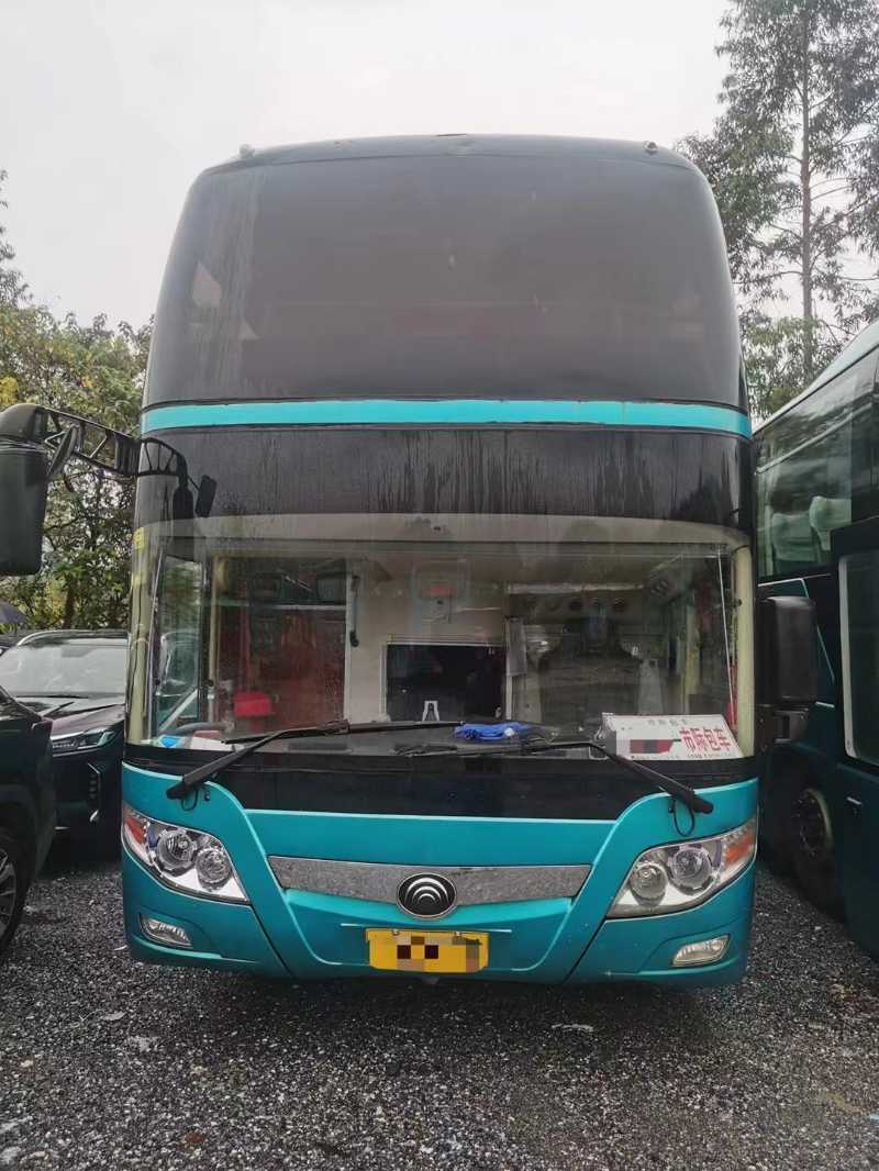2014年11月 55座國(guó)四中門(mén)宇通6126氣囊旅游車(chē)