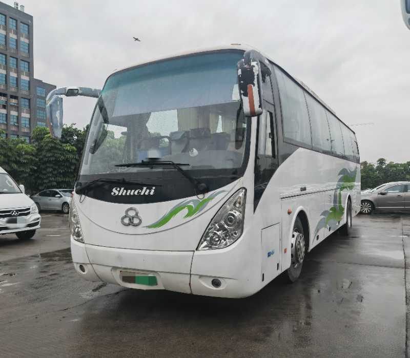 多臺(tái)46座非營(yíng)運(yùn)有中門冷暖空調(diào)舒馳新能源氣囊車