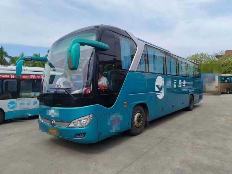 2017年9月 同款三臺48座國五精品宇通6122氣囊車