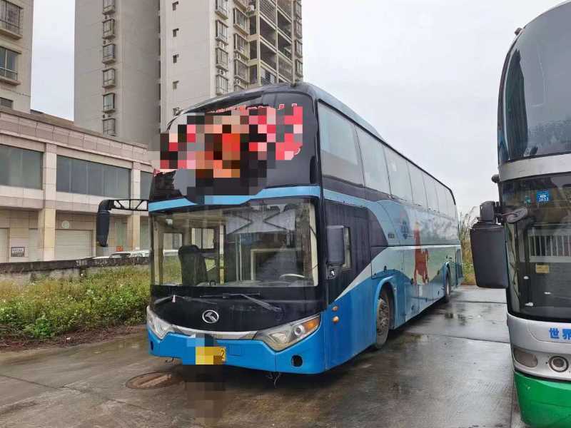 55座國四一層半大金龍6125中門氣囊車