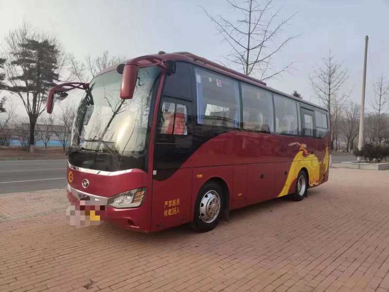 2017年11月 36座六氣囊國五有緩速器海格6882客車