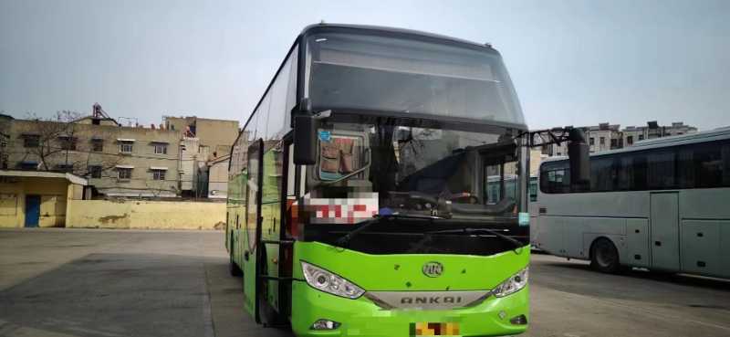  50座有中門(mén)LNG,有氣罐暖氣安凱6120氣囊車(chē)