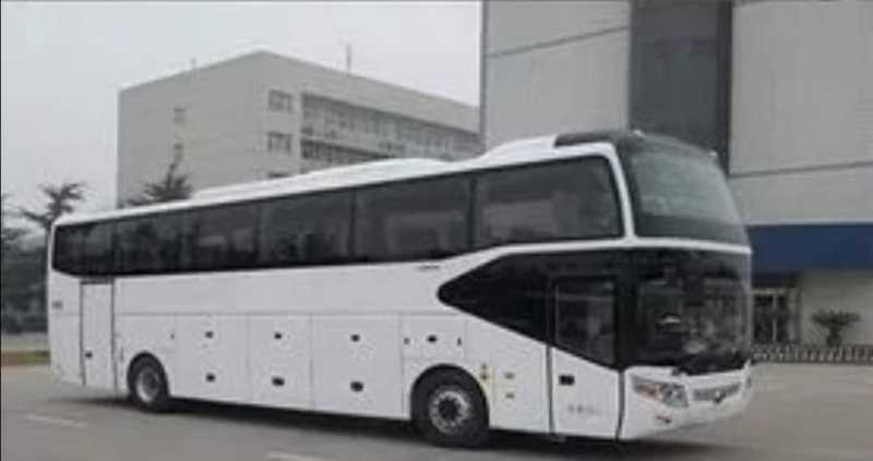 2017年9月 42座國五商務座椅帶腿拖宇通6126四輪碟剎客車