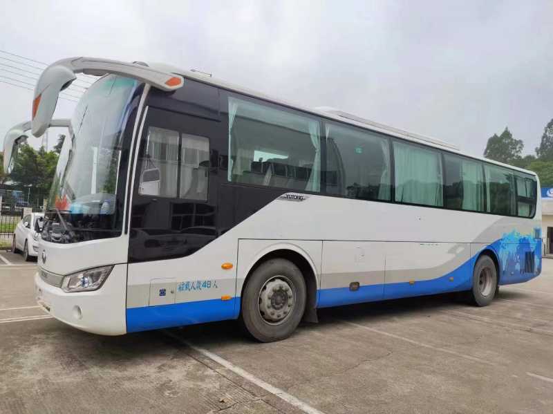 國五非營運佛山牌48座宇通6115中門一手企業(yè)自用車 