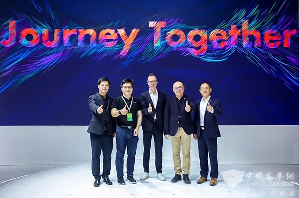 地平線 大陸集團(tuán) 芯智駕 行泊一體