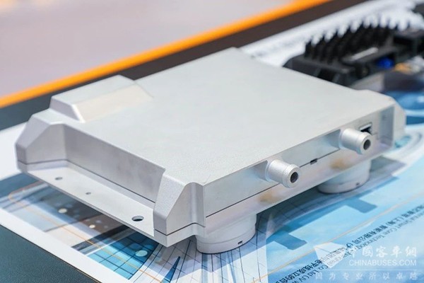 地平線 大陸集團(tuán) 芯智駕 行泊一體