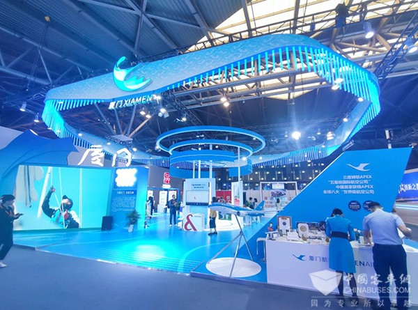 金龍客車 中國品牌日 自動駕駛客車 五代公交大巴