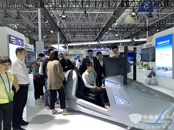 金龍客車 中國品牌日 自動駕駛客車 五代公交大巴