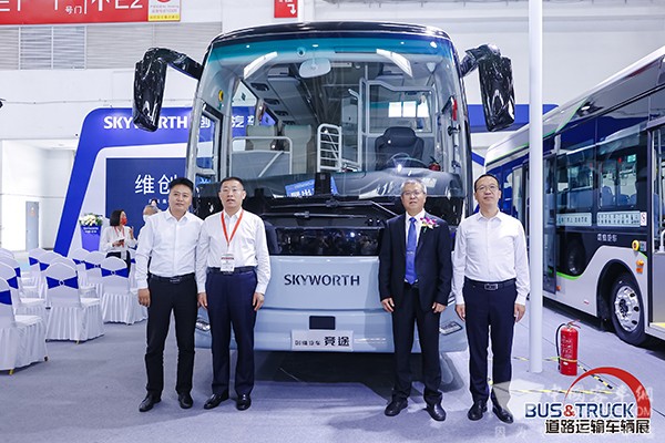 道路運(yùn)輸車輛展 商用車 零部件