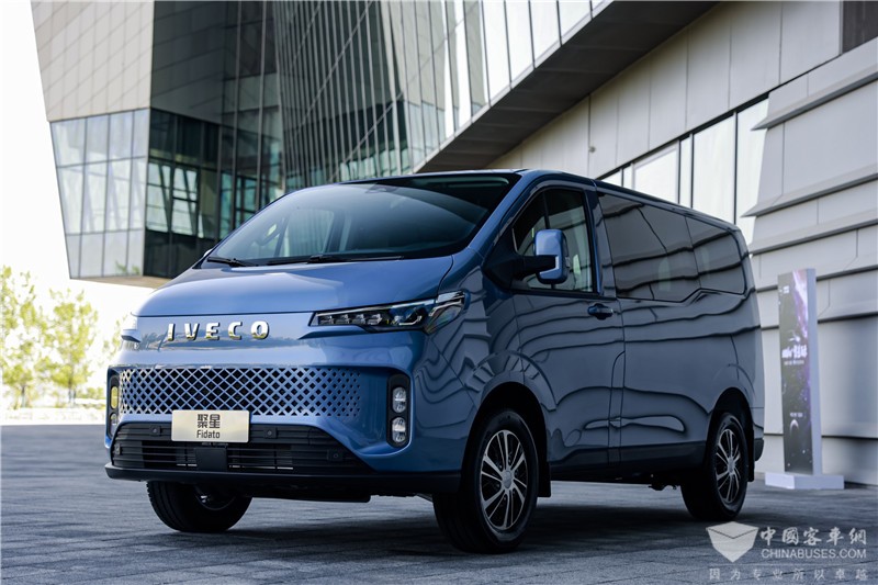  依維柯·聚星13.68萬元上市起售