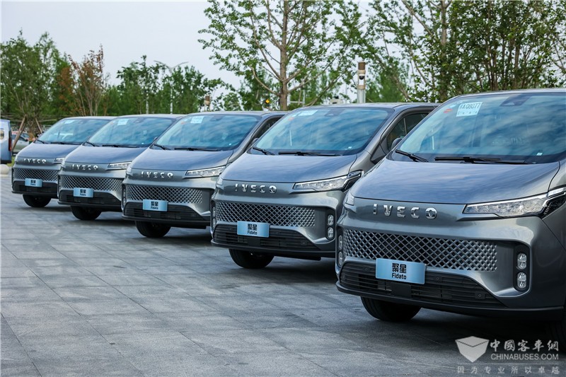  依維柯·聚星13.68萬元上市起售