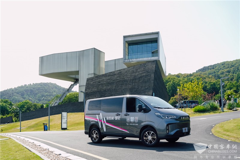  依維柯·聚星13.68萬元上市起售