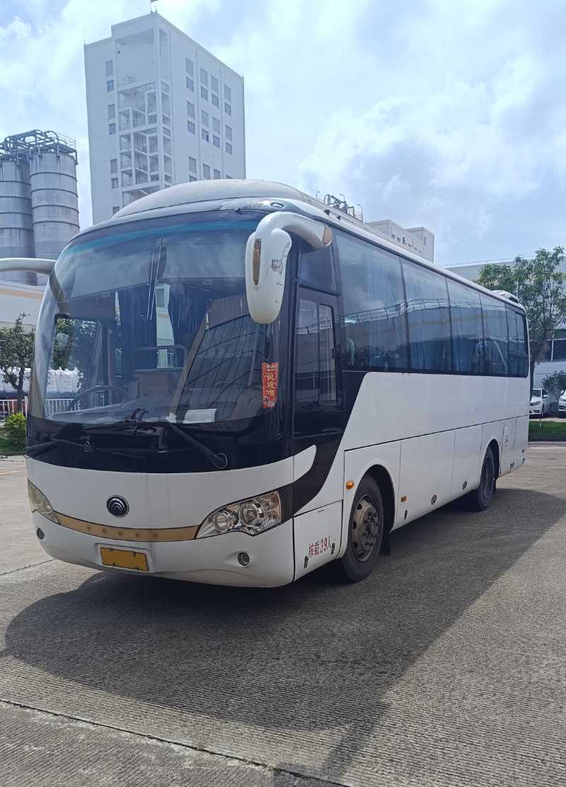 2013年8月 珠?；汣牌國四非營運39座宇通6888一手氣囊車 