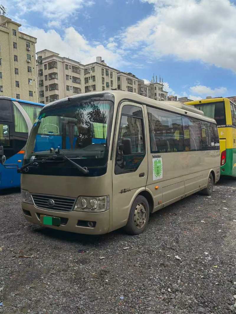 2015年9月 20座寧德時(shí)代宇通E7旅游電車