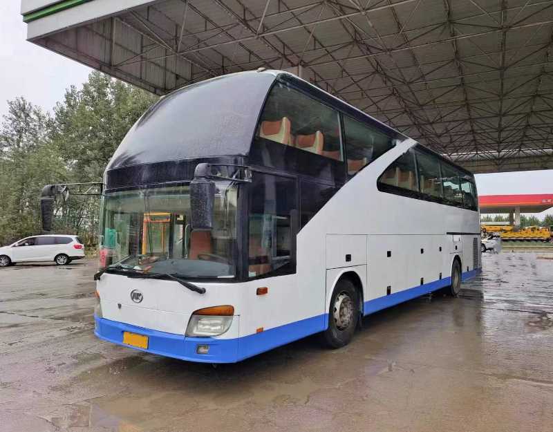 2016年7月 55座一層半剛年審國(guó)四安凱6120氣囊后門(mén)版旅游車(chē)