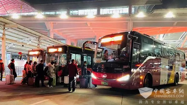 上南公交 公交駕駛員 非機(jī)動(dòng)車 發(fā)生事故