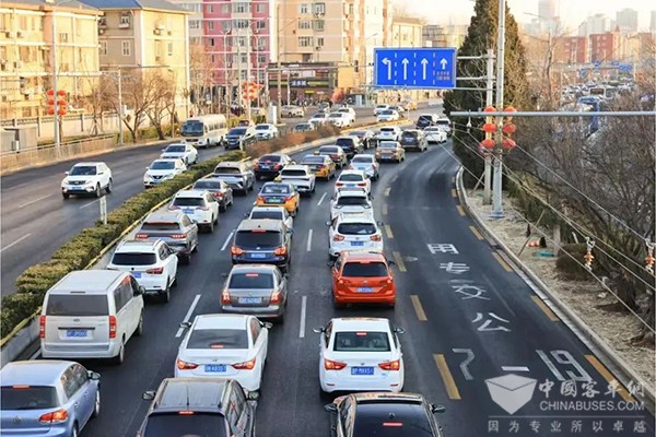 停運(yùn)風(fēng)波 城市公共交通 健康可持續(xù)發(fā)展 若干意見(jiàn)