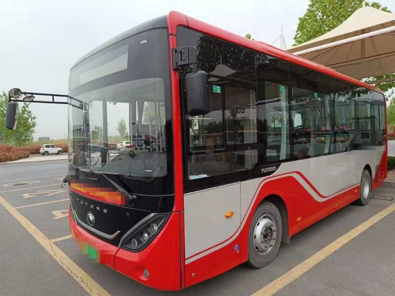 2021年12月 兩臺8米質(zhì)保8年55/23座宇通6816公交純電大巴