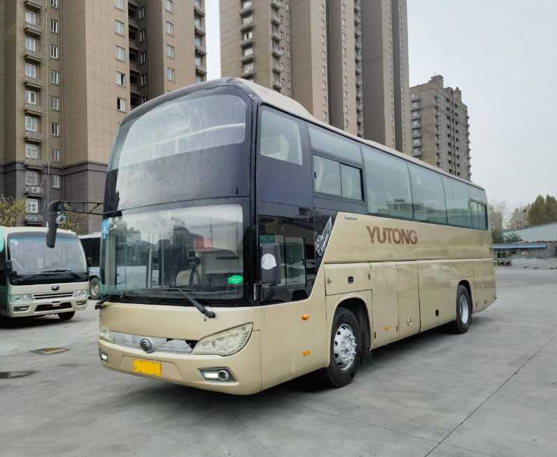 可提雙檔國(guó)四50座一層半宇通6118中門車
