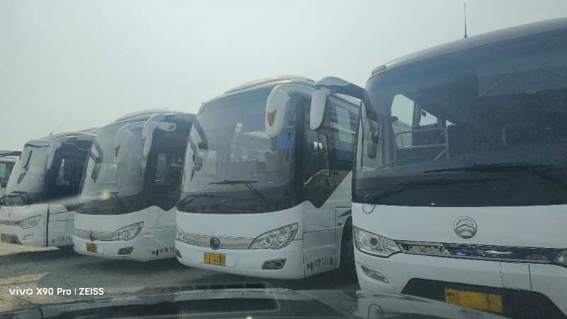 多臺(tái)國五38座有高級(jí)公告和營運(yùn)轉(zhuǎn)籍宇通6906旅游車 