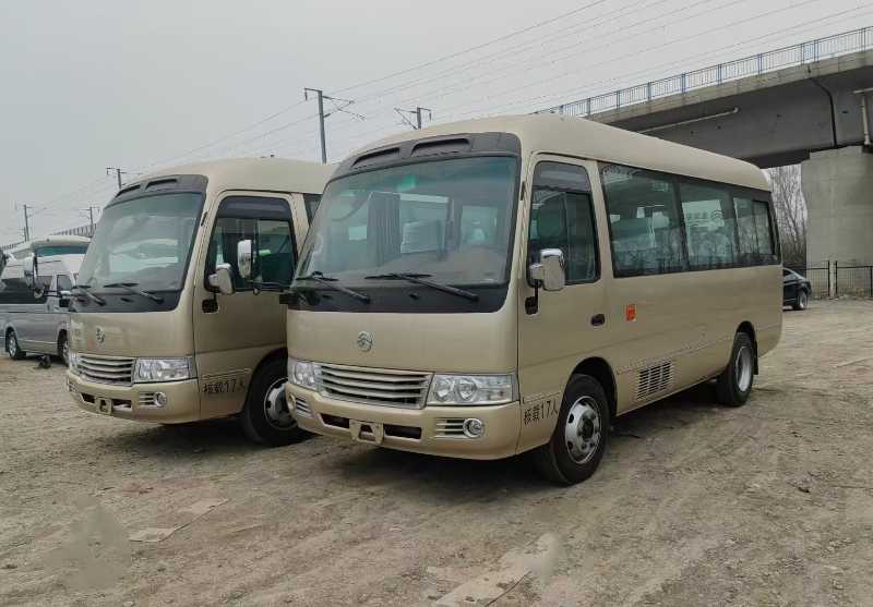 2022年11月 17座東北配非營運(yùn)汽油金旅6601準(zhǔn)新車