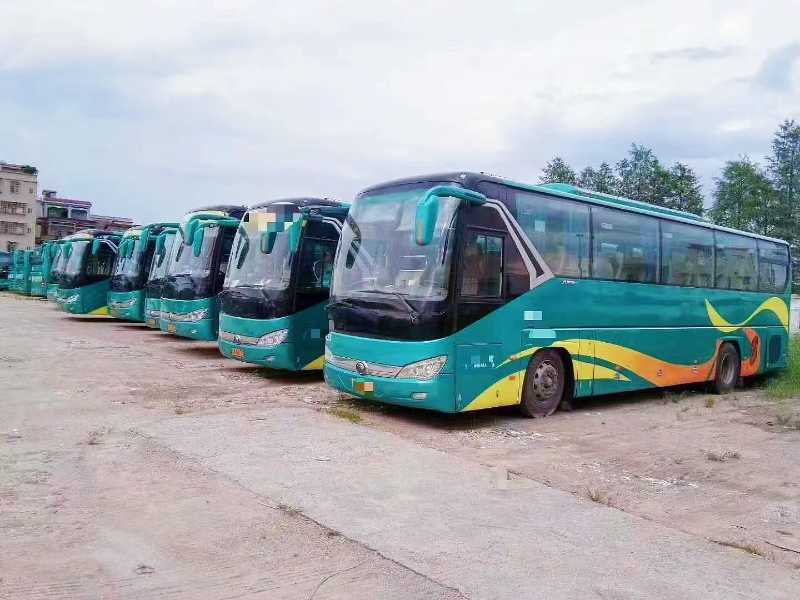2014年6月 多臺(tái)國四48座鍋爐暖氣宇通6119氣囊中門客車