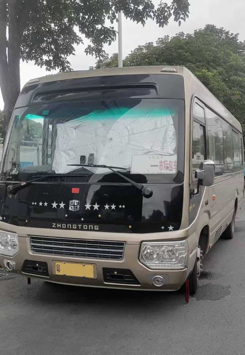 2020年11月 國(guó)六23座中通6721旅游車