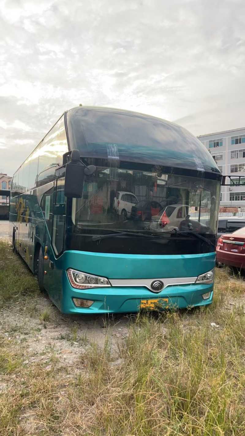 2019年7月 粵牌國(guó)五50座宇通6128氣囊中門(mén)營(yíng)運(yùn)車(chē)