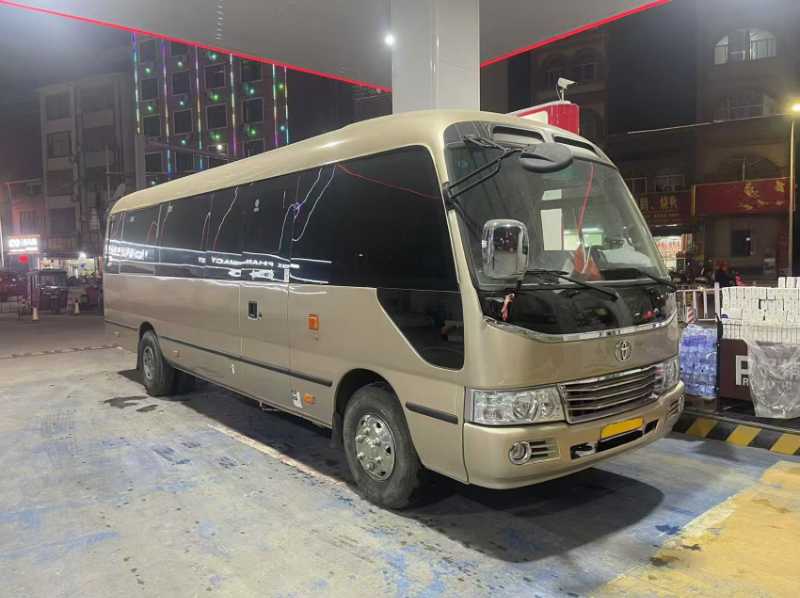 2024年1月 準新國六23座7.7米高配江鈴仿考斯特