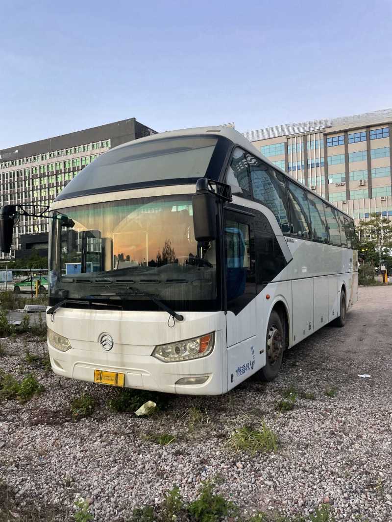 2015年多臺(tái)49座非營(yíng)運(yùn)金旅6112型客車