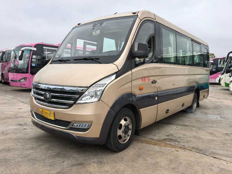 2019年1月 多臺國五19座宇通CL7營運車