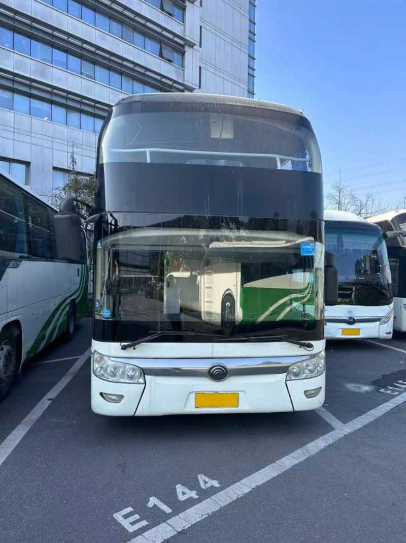 一層半39座2+1國五宇通6126旅游車