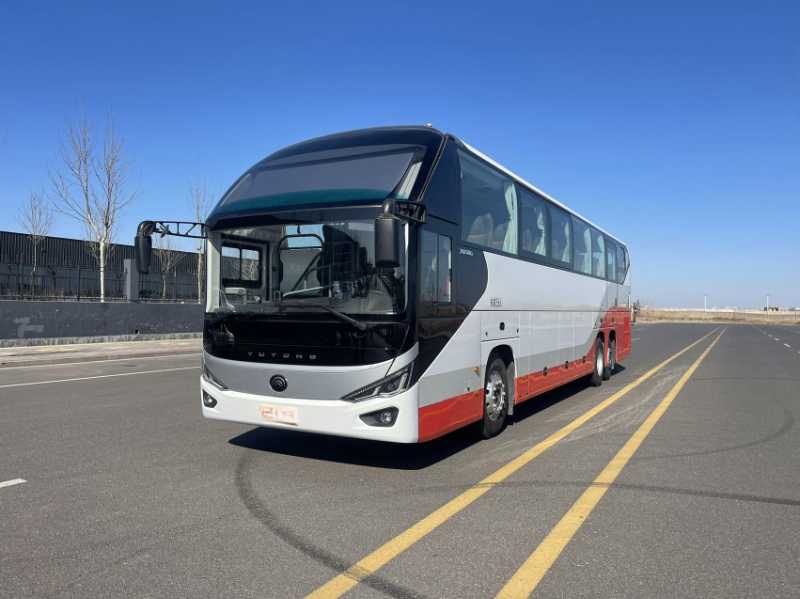 2024年2月 國六準(zhǔn)新56座后吊輪宇通C13