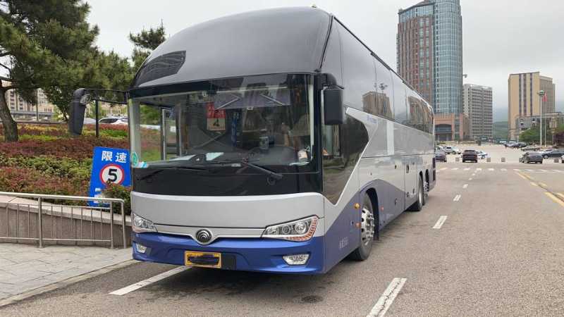 2019年10月東北配56座后吊輪宇通6148氣囊暖氣旅游車(chē)