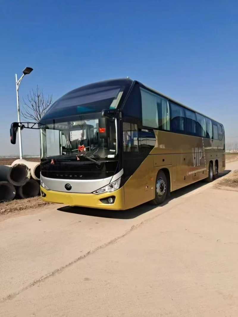 2021年6月上牌兩臺(tái)國(guó)五56座后吊輪宇通6137旅游車(chē)