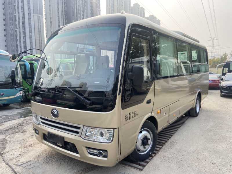 2021年10月 國六26座全車原版原漆雙檔宇通6729客車