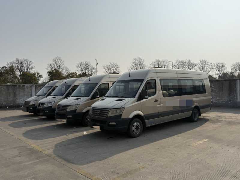 2019年上牌多臺(tái)19座亞星歐睿商務(wù)車