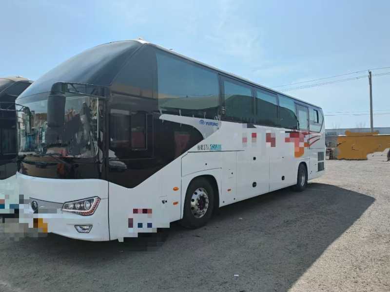 2021年3月上牌國五37座2+1有中門宇通6128旅游保姆車