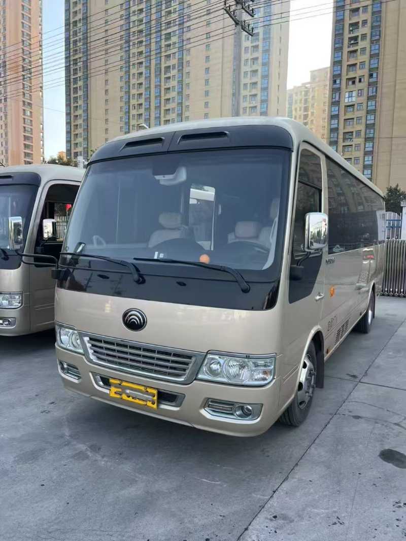 2023年3月 17座原廠外擺門商務座椅宇通T7 