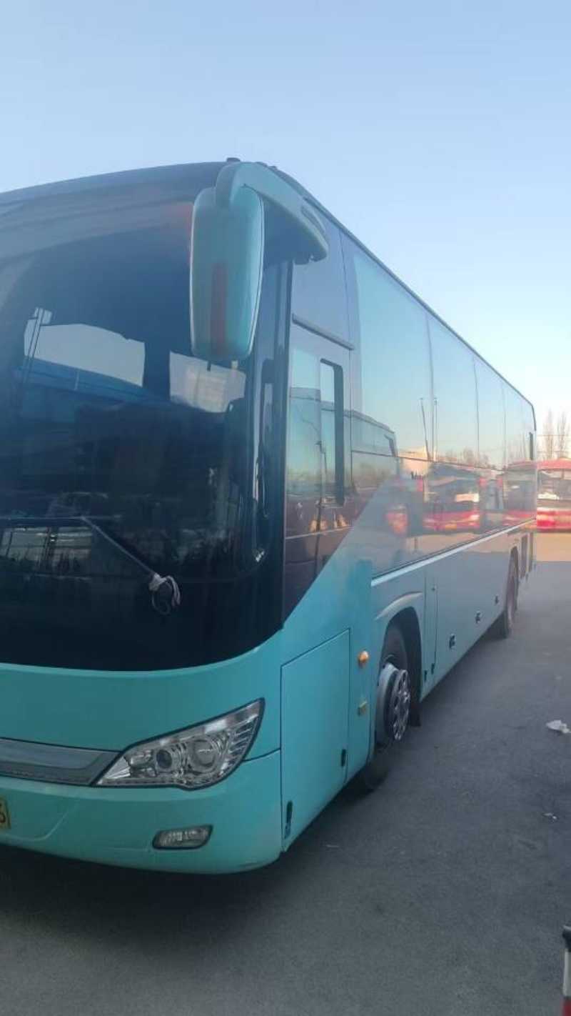 2016年7月上牌49座東北配置鍋爐暖氣中空玻璃宇通6119營運(yùn)車