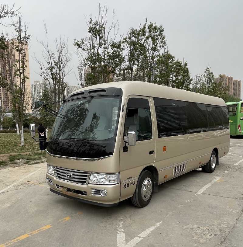 2023年10月 多臺(tái)有公告4.0排量19座考斯特旅游車