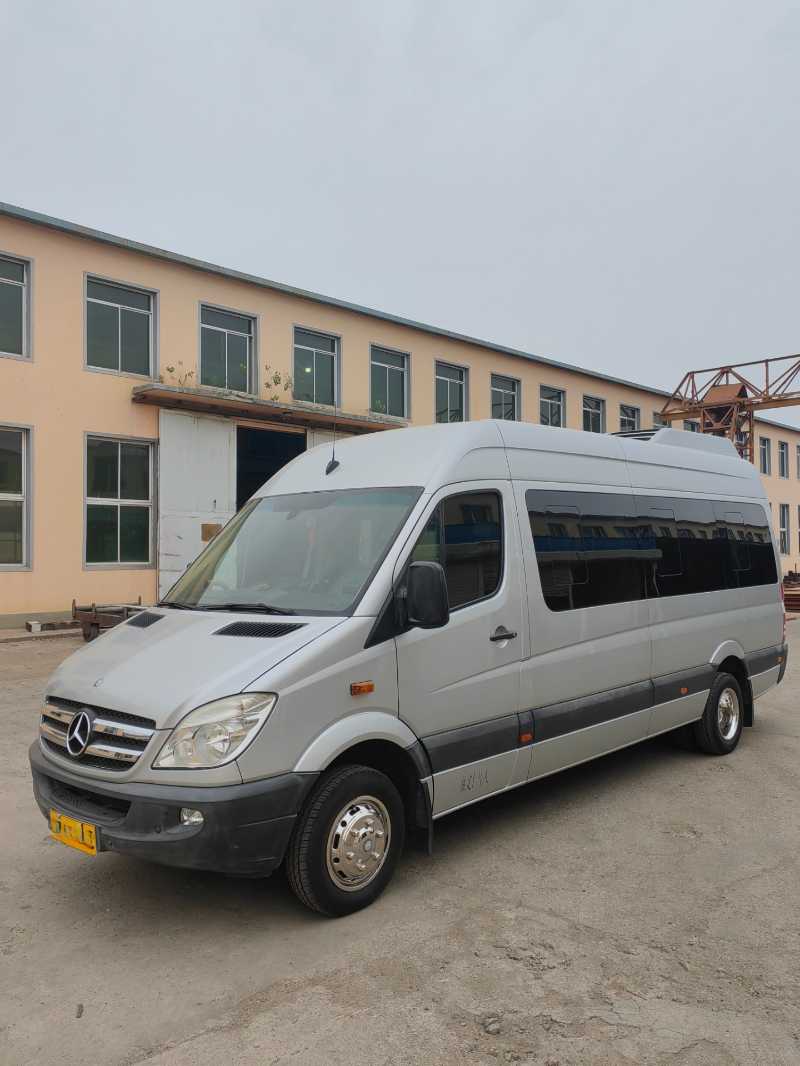 2014年3月 14座非營運有車內(nèi)氛圍燈奔馳6710商務(wù)車