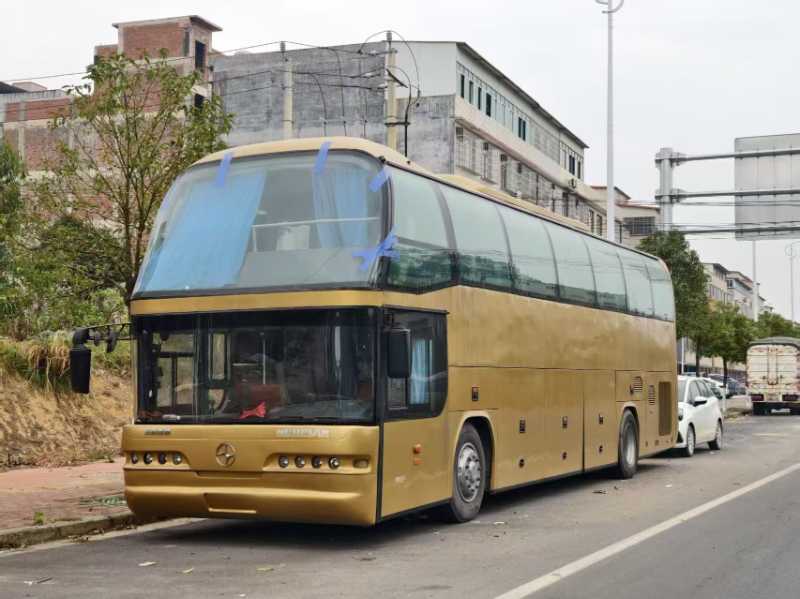 2015年上牌國四55座一層半北方尼奧普蘭氣囊中門車