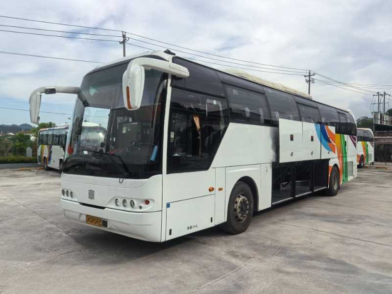 2019年上牌多臺50座國五中車6122氣囊可提雙檔旅游車