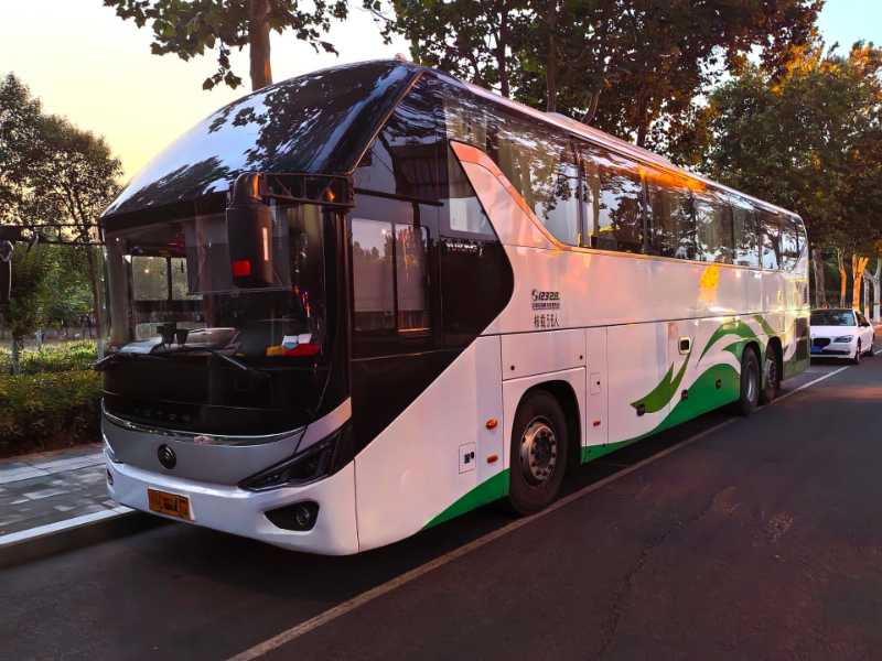 2021年6月上牌帶公告國(guó)六56座后吊輪有司機(jī)睡鋪宇通6137營(yíng)運(yùn)車