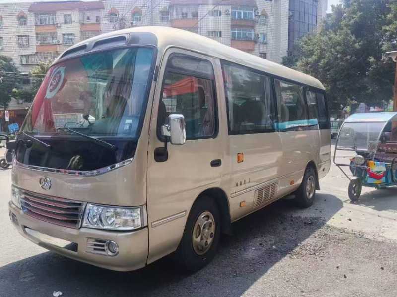 2021年3月 福建牌國(guó)五18座中型雙檔齊全江鈴晶馬旅游車